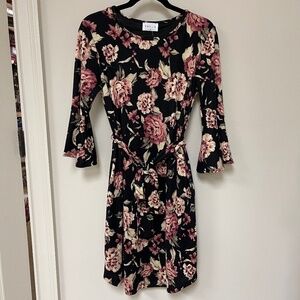 Emelia: NWT Women’s Black, Pink, Tan, Floral Bell Sleeve Dress, Size S